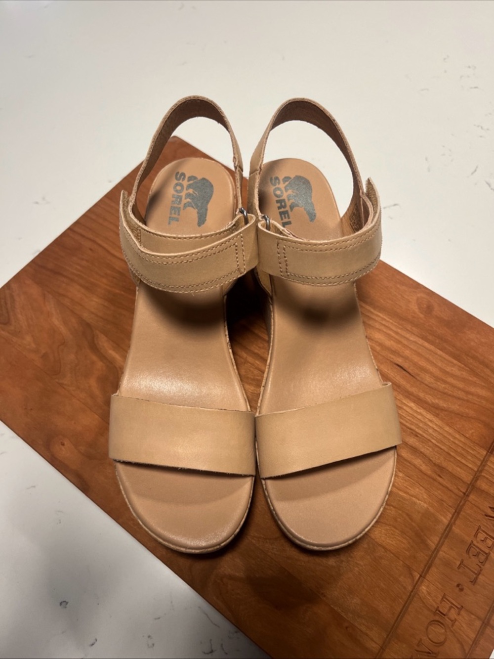 Sorel Women's Beige Leather Slingback Sandals Size 12 Platform